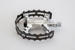 MKS XC-III Beartrap pedals, Black cage, polished Aluminium body, normal 9/16&quot; threaded (non EZY)