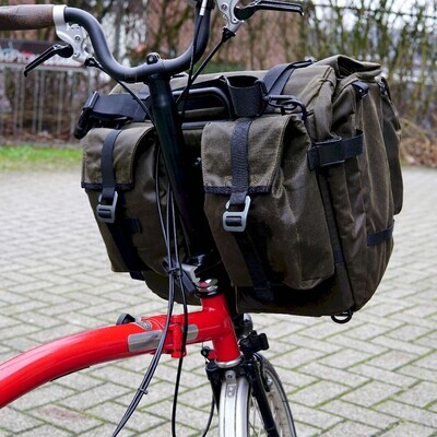 Eerder Xplorer front bag MK3 fits the Brompton front carrier block