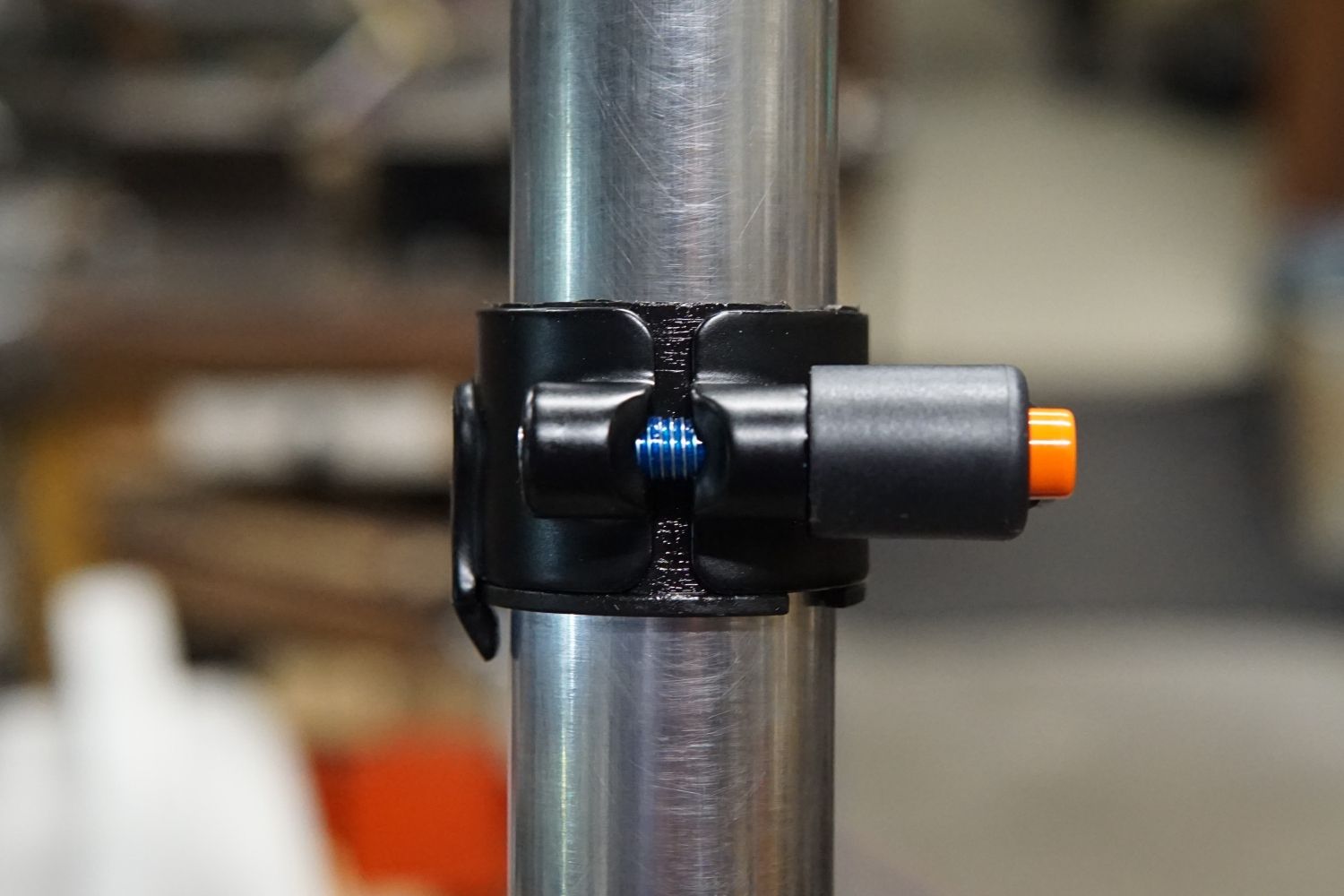 Eerder metaal #ASS Mk3 Anti Seatpost Slippage clamp with adjustable thumb lever and alignment cam