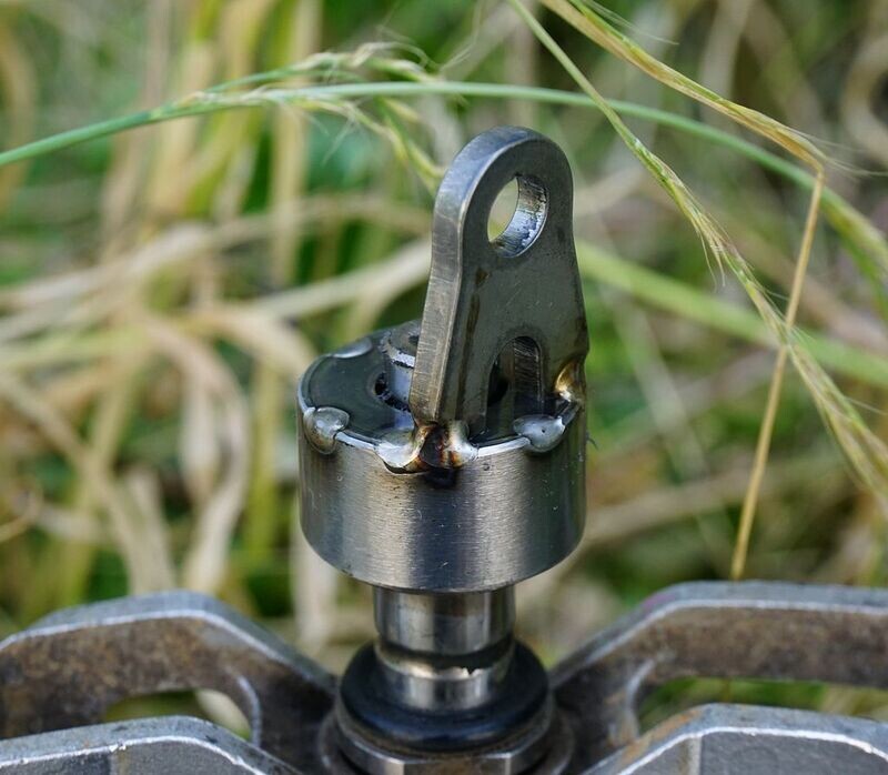 Eerder Mk2 Magnetic MKS EZY (Superior) pedal holder for C/P and G line