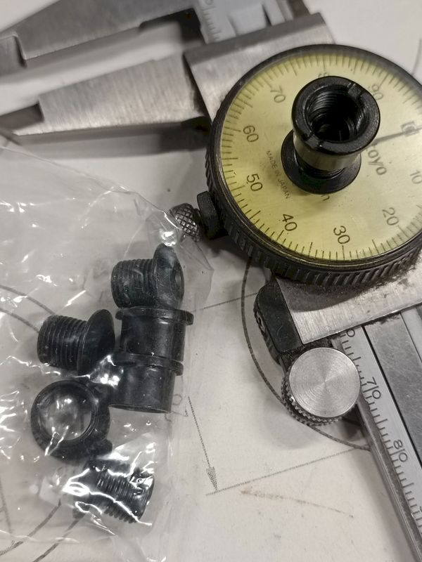 replacement Dropout bolts and nuts, black steel set of 4 for Brompton G line