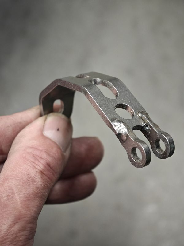 Eerder metaal Light bracket for SON Edelux, Ladelux and other compact headlights on Brompton C and P line