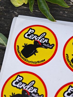 Eerder metaal sticker "ThisPlanetIsOurOnlyHome" round 34mm