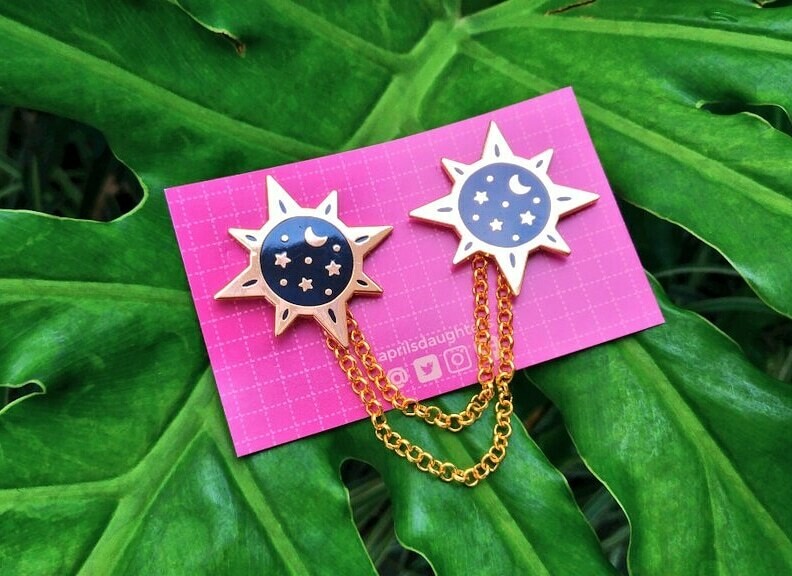 Star Flare | Collar Pins