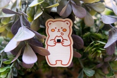 Hungry Bear eats Onigiri | Wood Pins