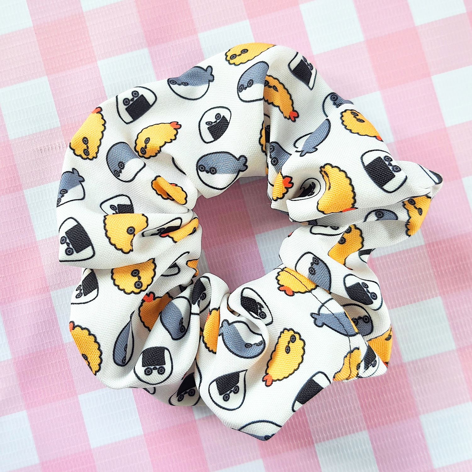 Sacabambaspis | Scrunchies