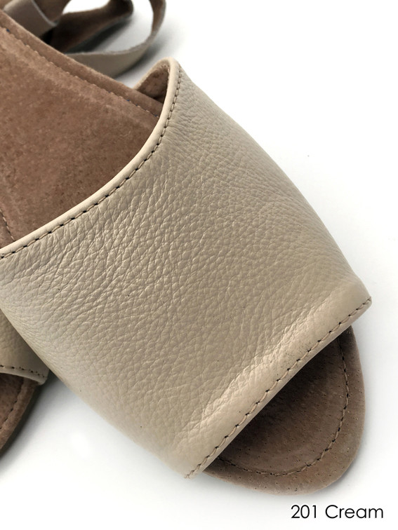 Colour: Brown &amp; Yellows