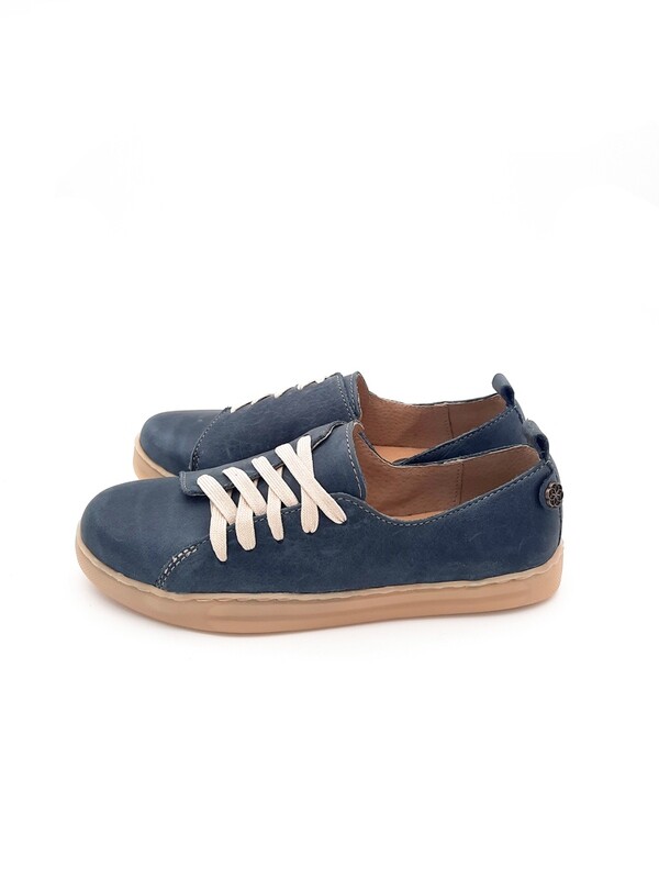 Side-lace Sneaker