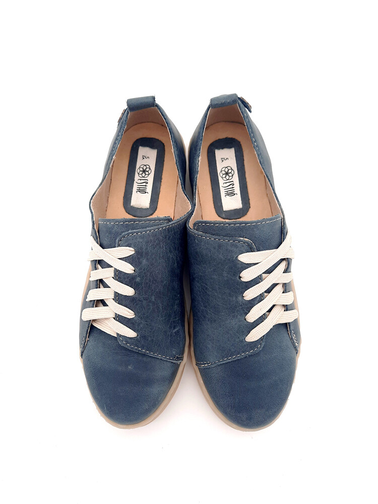 Side-lace Sneaker