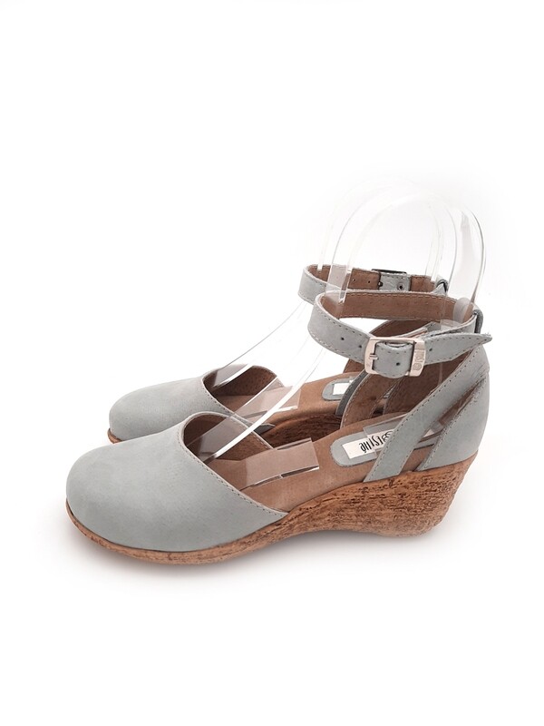 Court Shoe Wedge