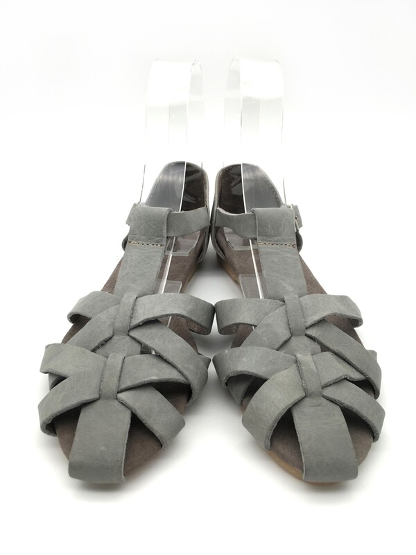 Z-sandals