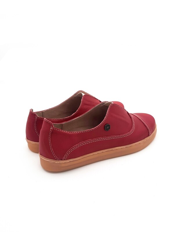 Gloriosa Slip-on Sneaker