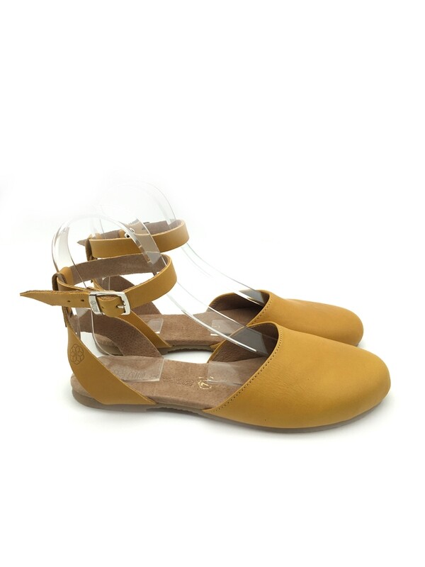 Court Shoe Flat-Sandals