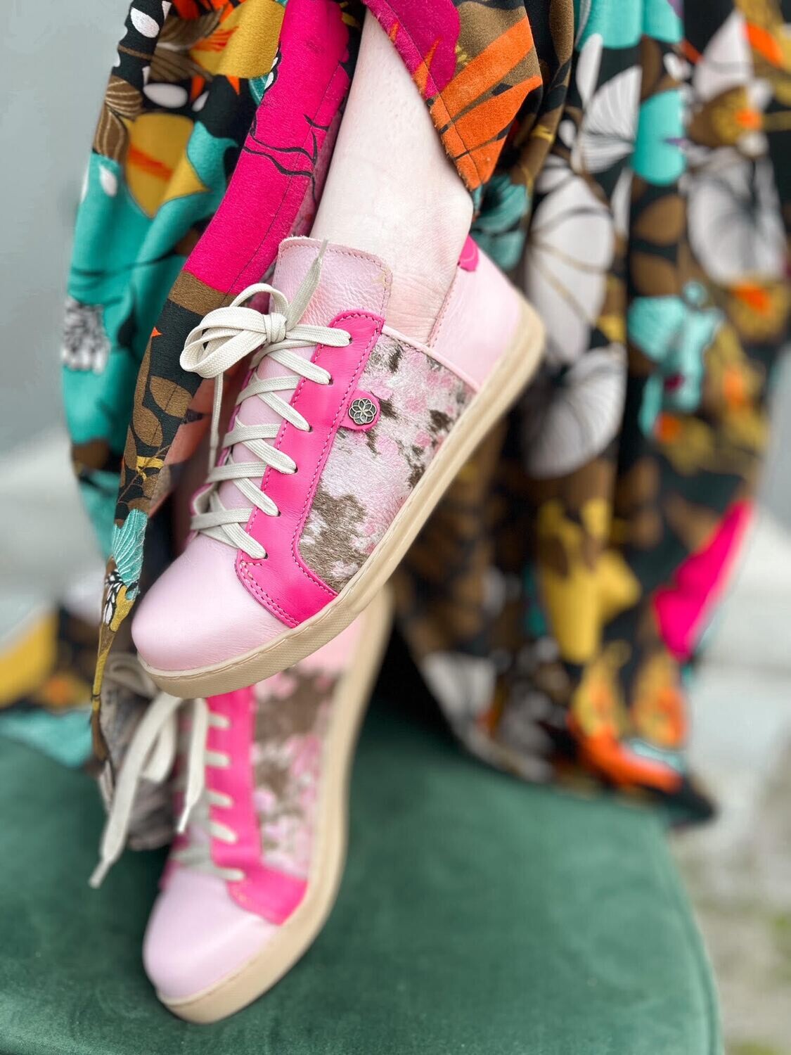 Skaamrosie Sneaker: Barbie Pinks