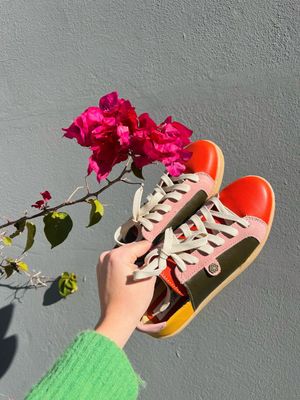Skaamrosie Sneaker: Coral &amp; Olive