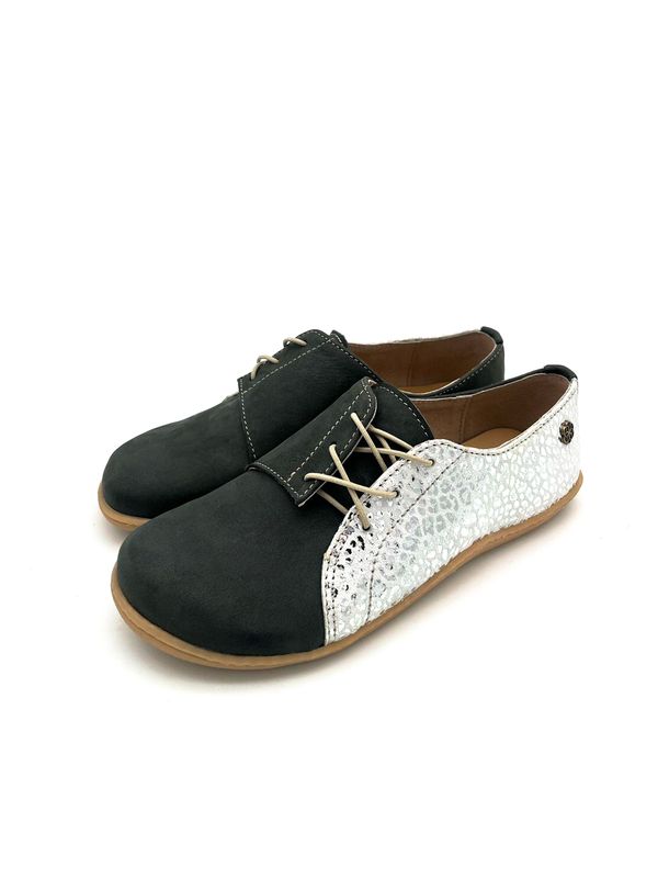 Barefoot Side-lace Sneaker