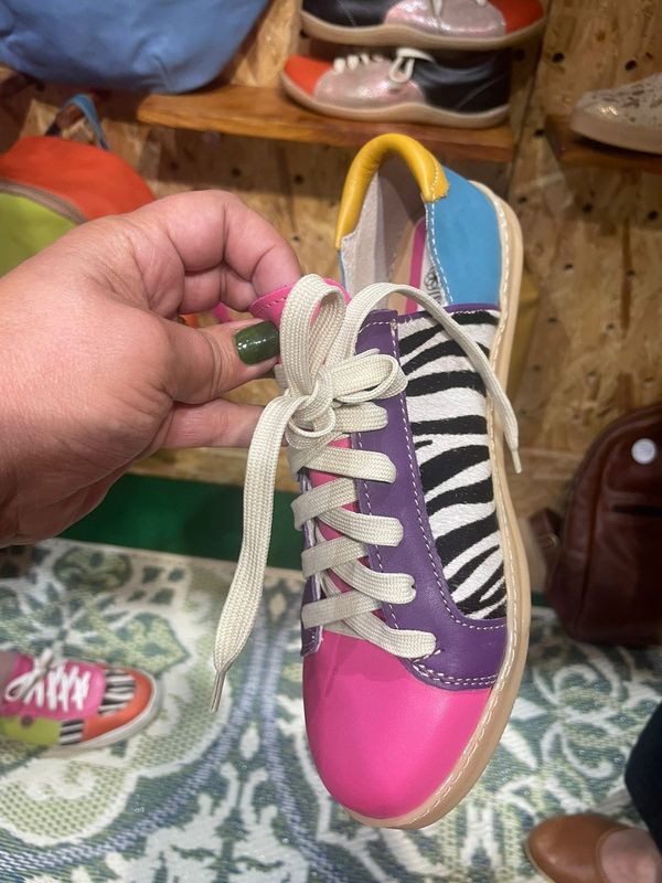 Skaamrosie Sneaker: Smartie Mellow