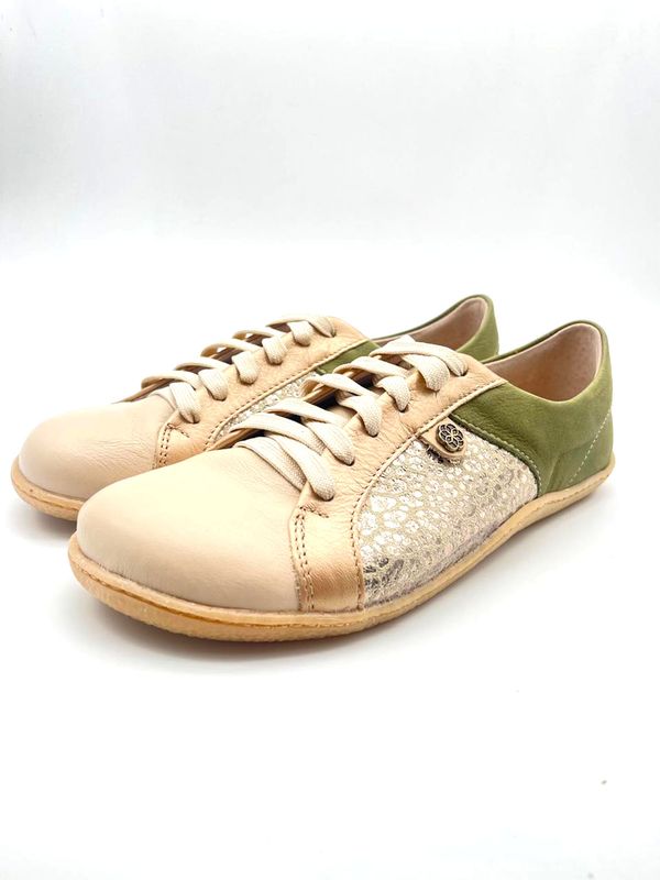 Barefoot Skaamrosie: Cream, Moss &amp; Gold Leopard