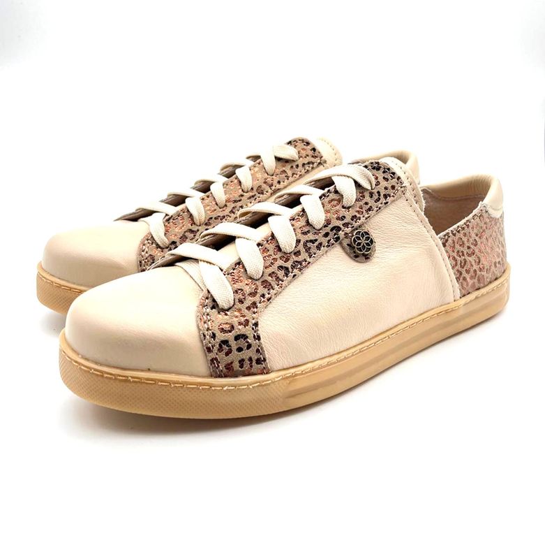 Skaamrosie Sneaker: Cream &amp; Bronze Leopard