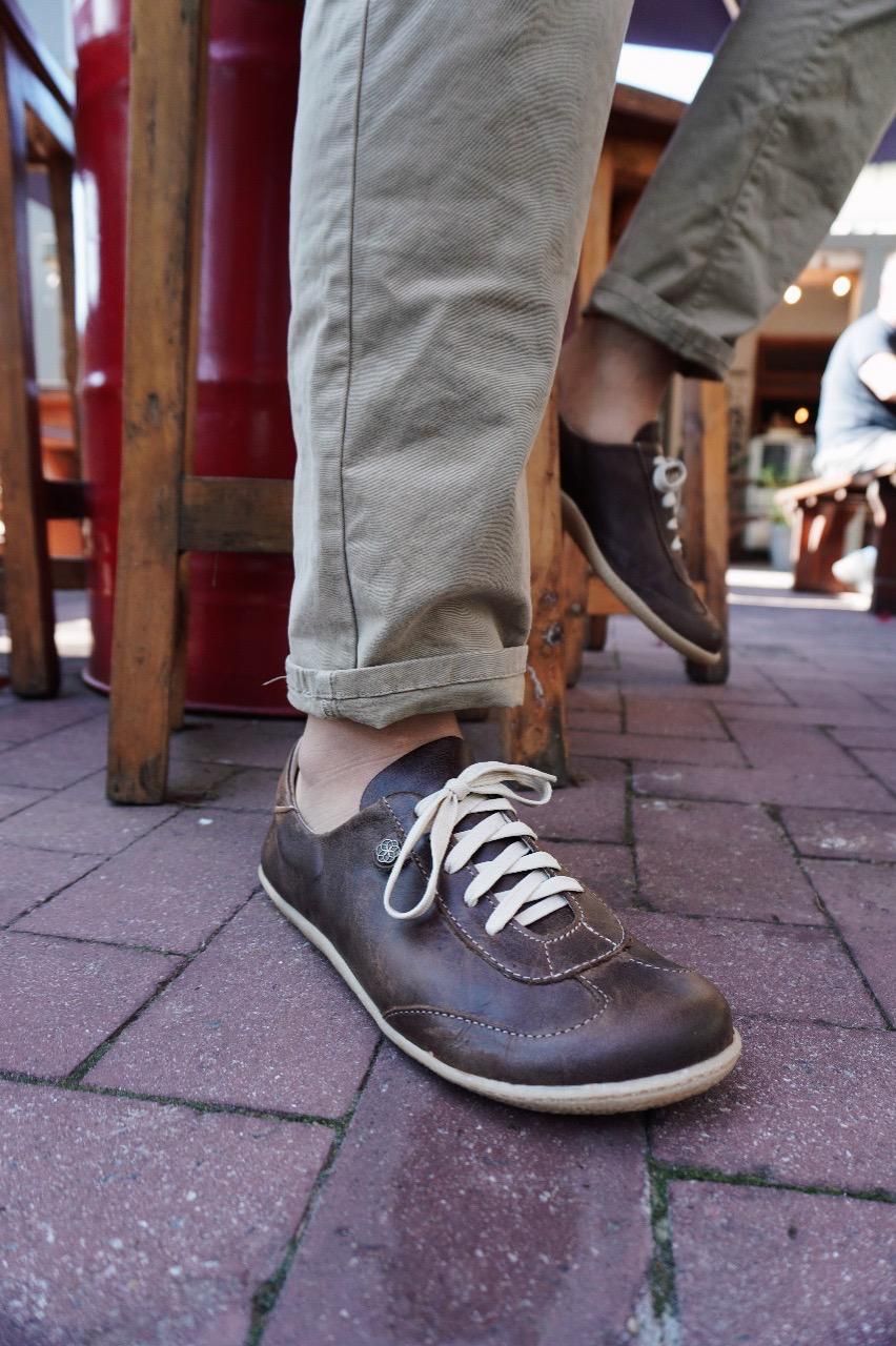 Wing Tip Barefoot Sneaker - Men