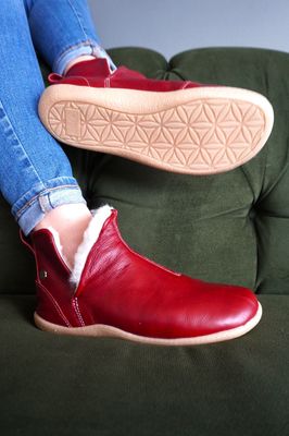 Axis Sheepskin - Burgundy