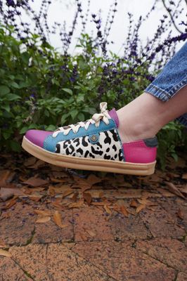 Skaamrosie Sneaker: Purple Combo