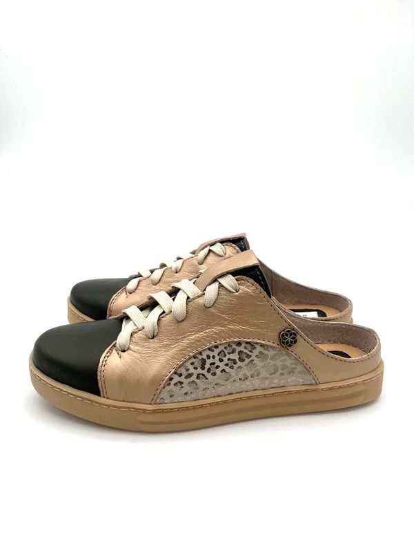 Zuka Slip On: Olive &amp; Gold