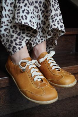 Barefoot Wingtip - Ladies