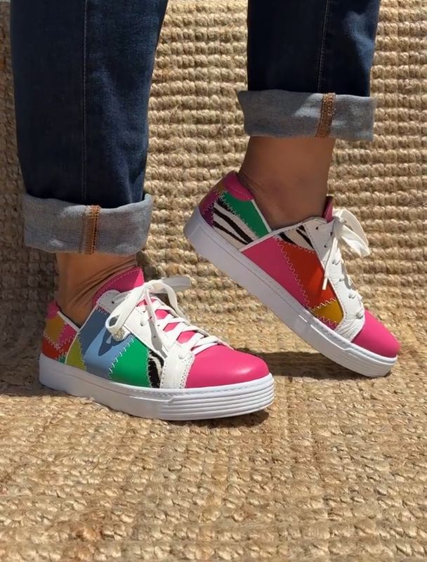 Skaamrosie Sneaker: Patchies Pink Colorfull