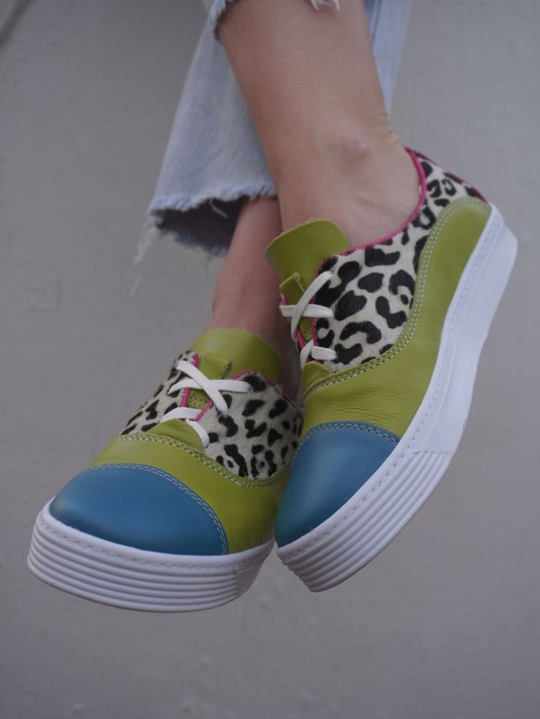 Gloriosa Sneaker