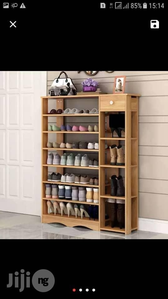 Shoe rack