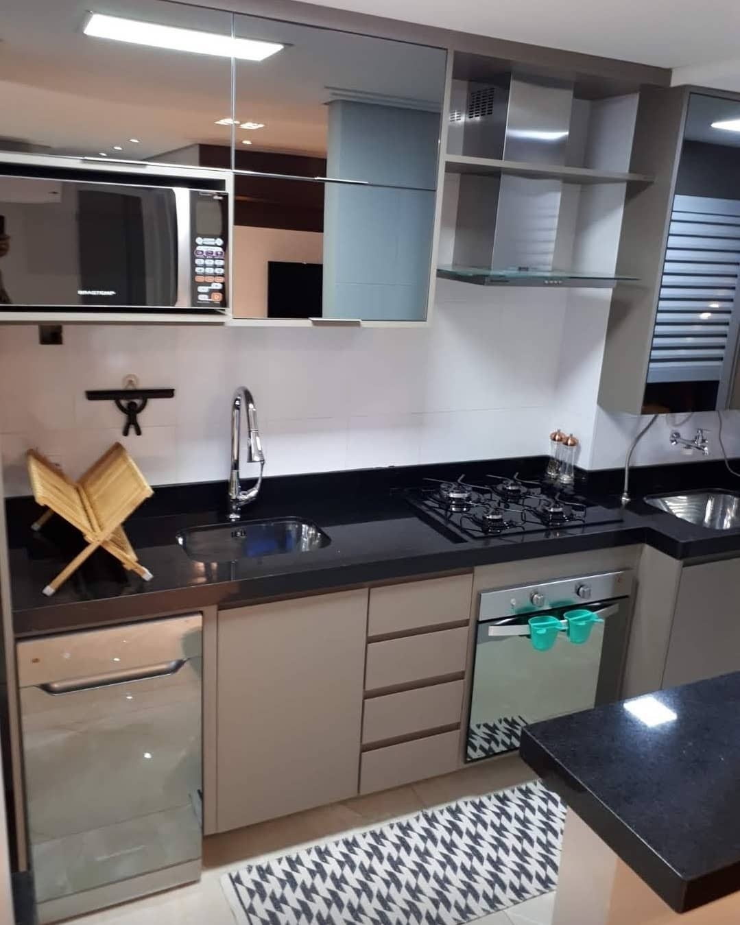 Kitchen cabinets