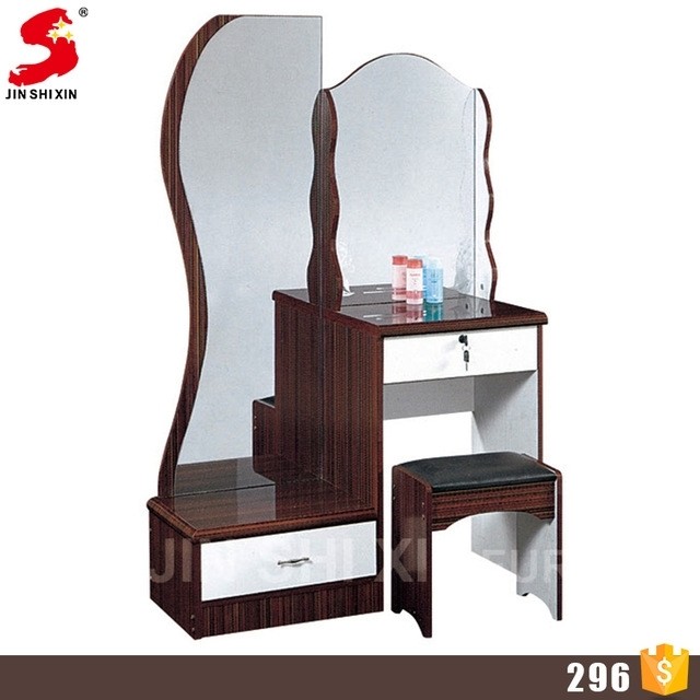 Dressing mirror