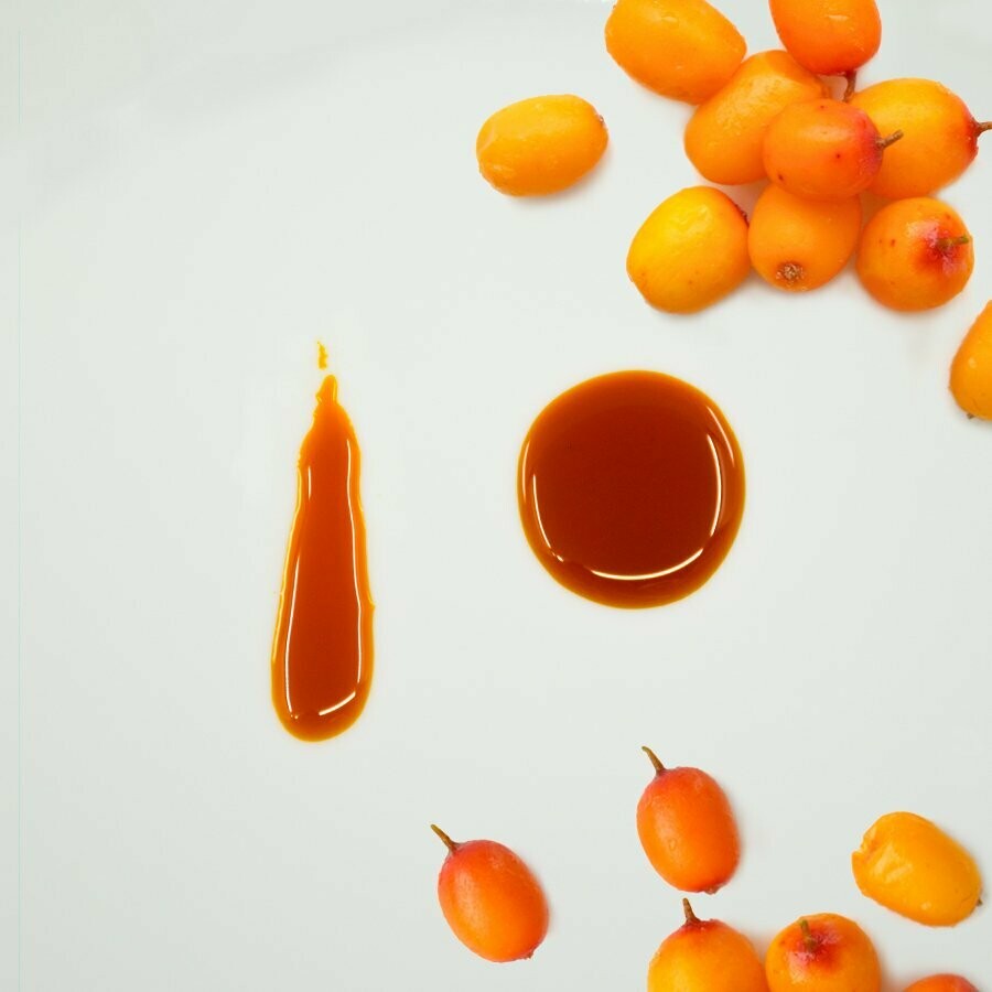 Organic sea buckthorn berry CO2 extract Organic sea buckthorn berry CO2 extract
