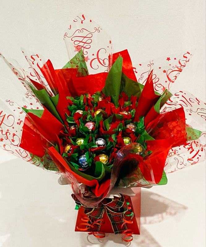 Christmas Chocolate Bouquet - Ferrero, Lindt or Mixed Lindt Christmas Chocolate Bouquet - Ferrero, Lindt or Mixed Lindt