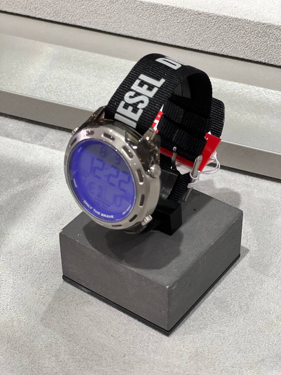 Часы Diesel