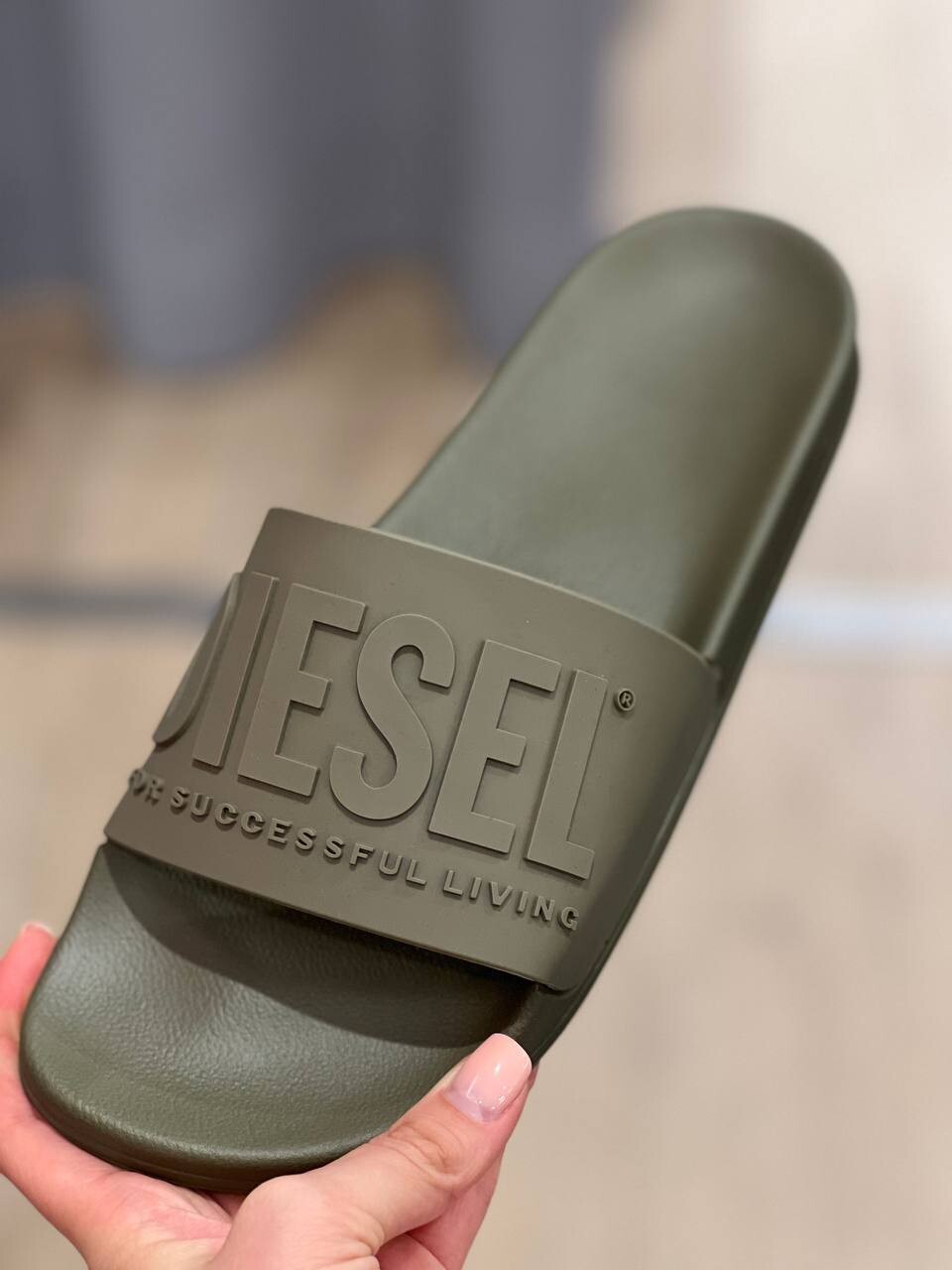 Мужские шлепанцы Diesel