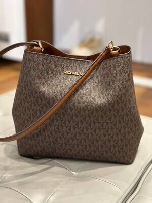 Сумка Michael Kors Pratt medium