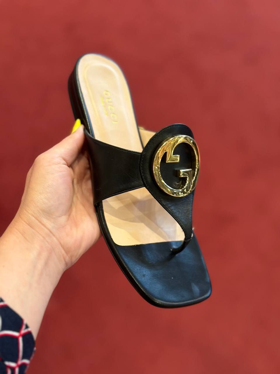 Шлепанцы Gucci