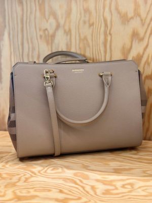 Сумка Burberry medium size