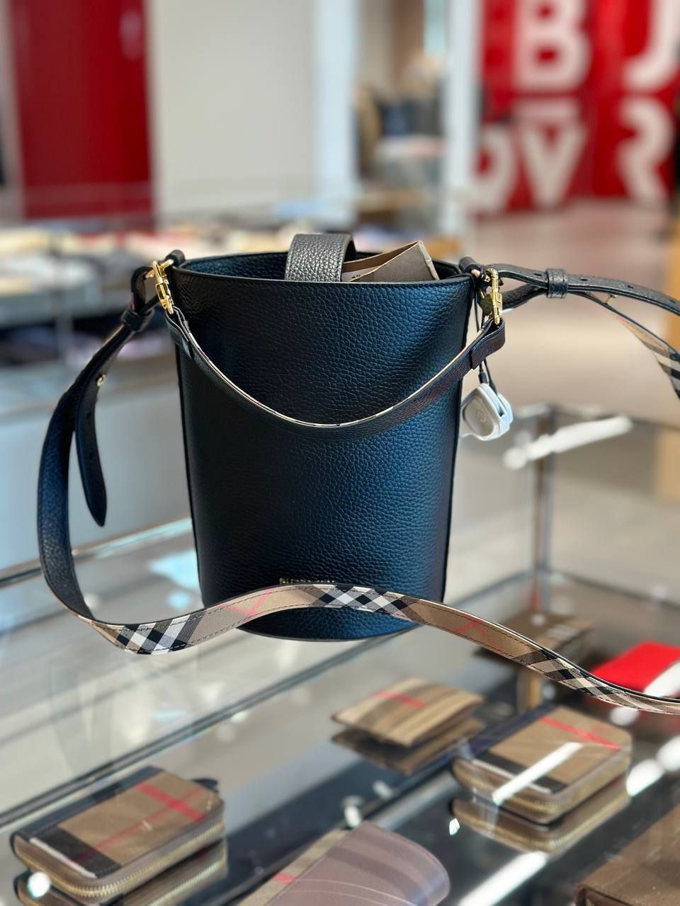 Сумка Burberry