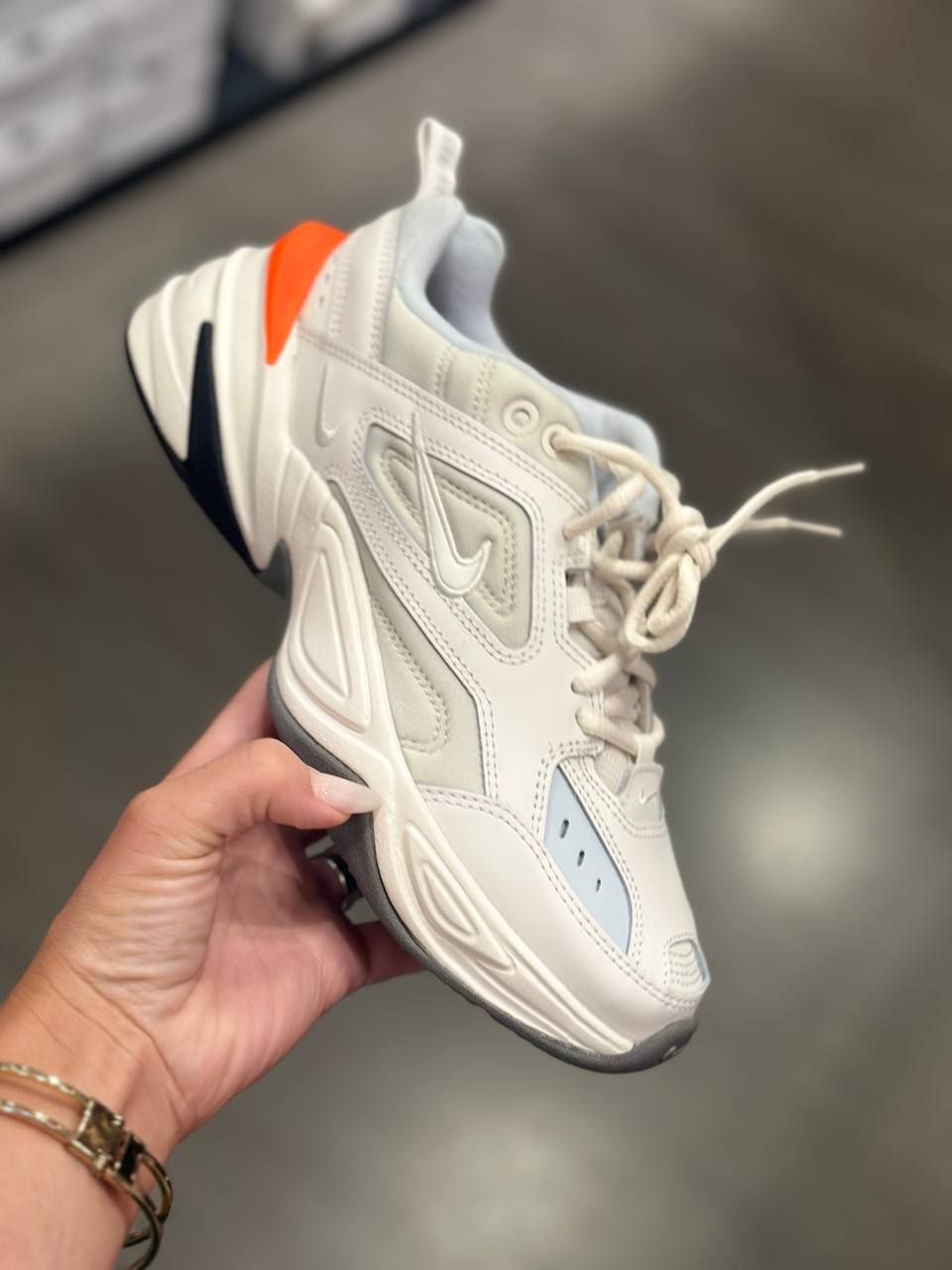 Кроссовки Nike