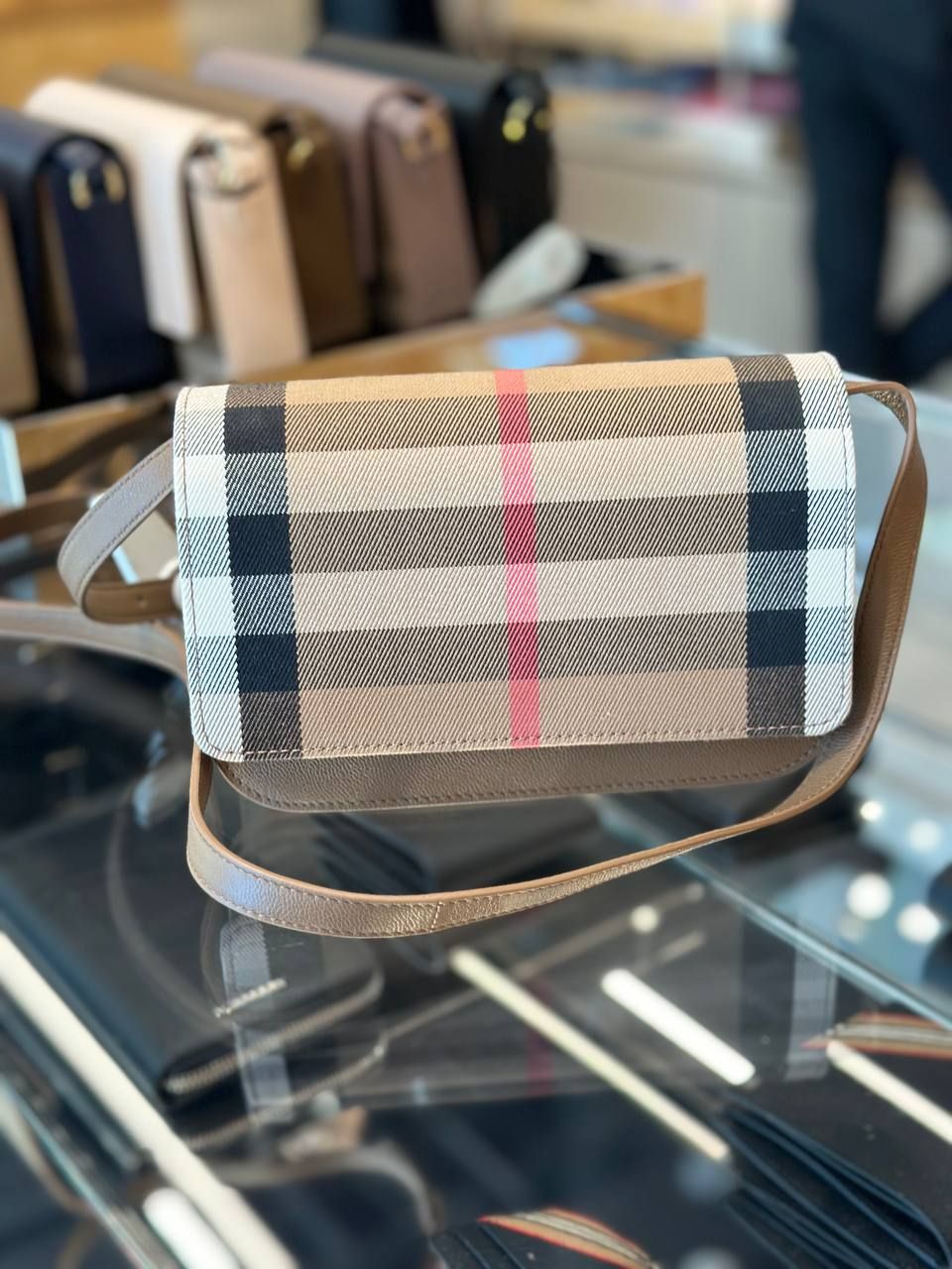 Сумка Burberry