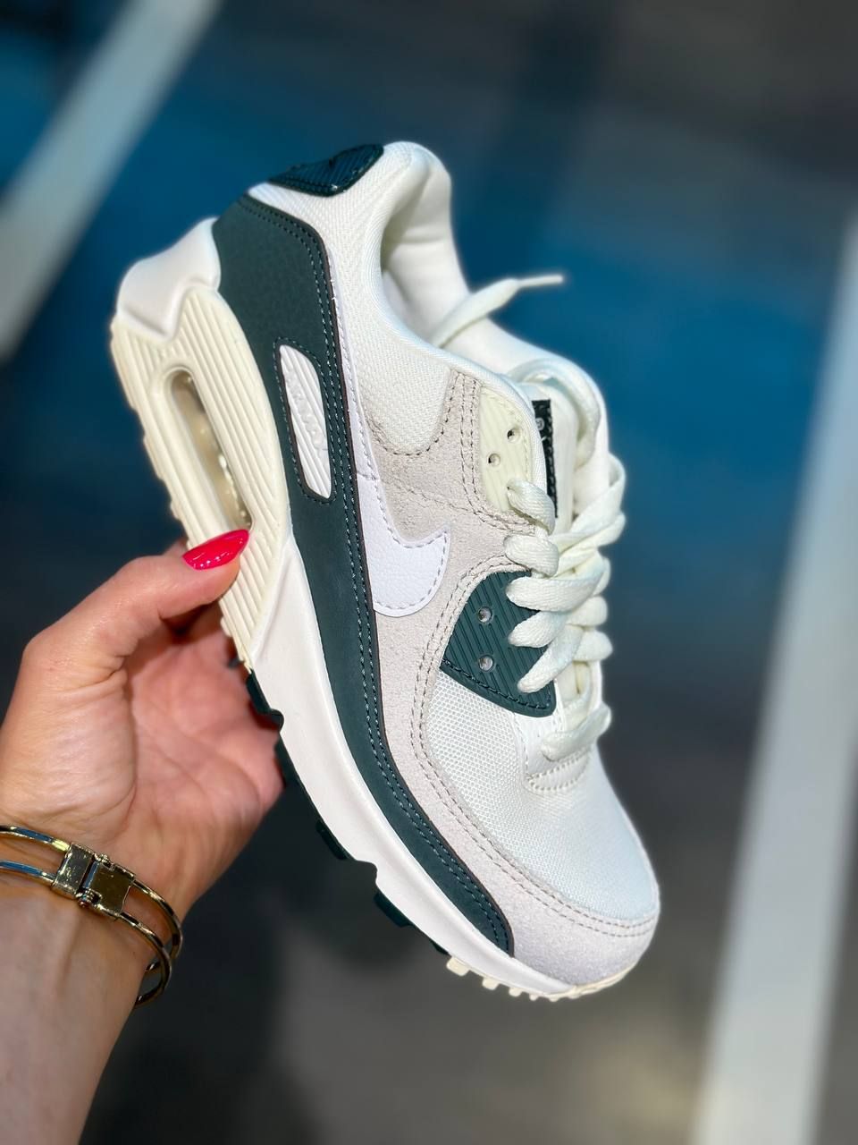 Кроссовки Nike