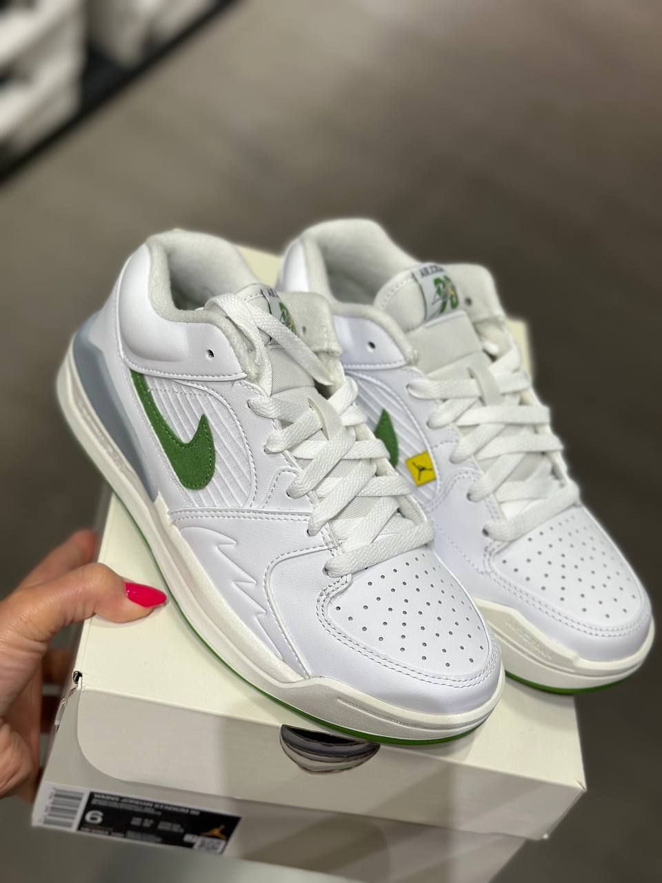 Кроссовки Nike