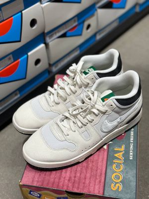 Мужские кроссовки Nike