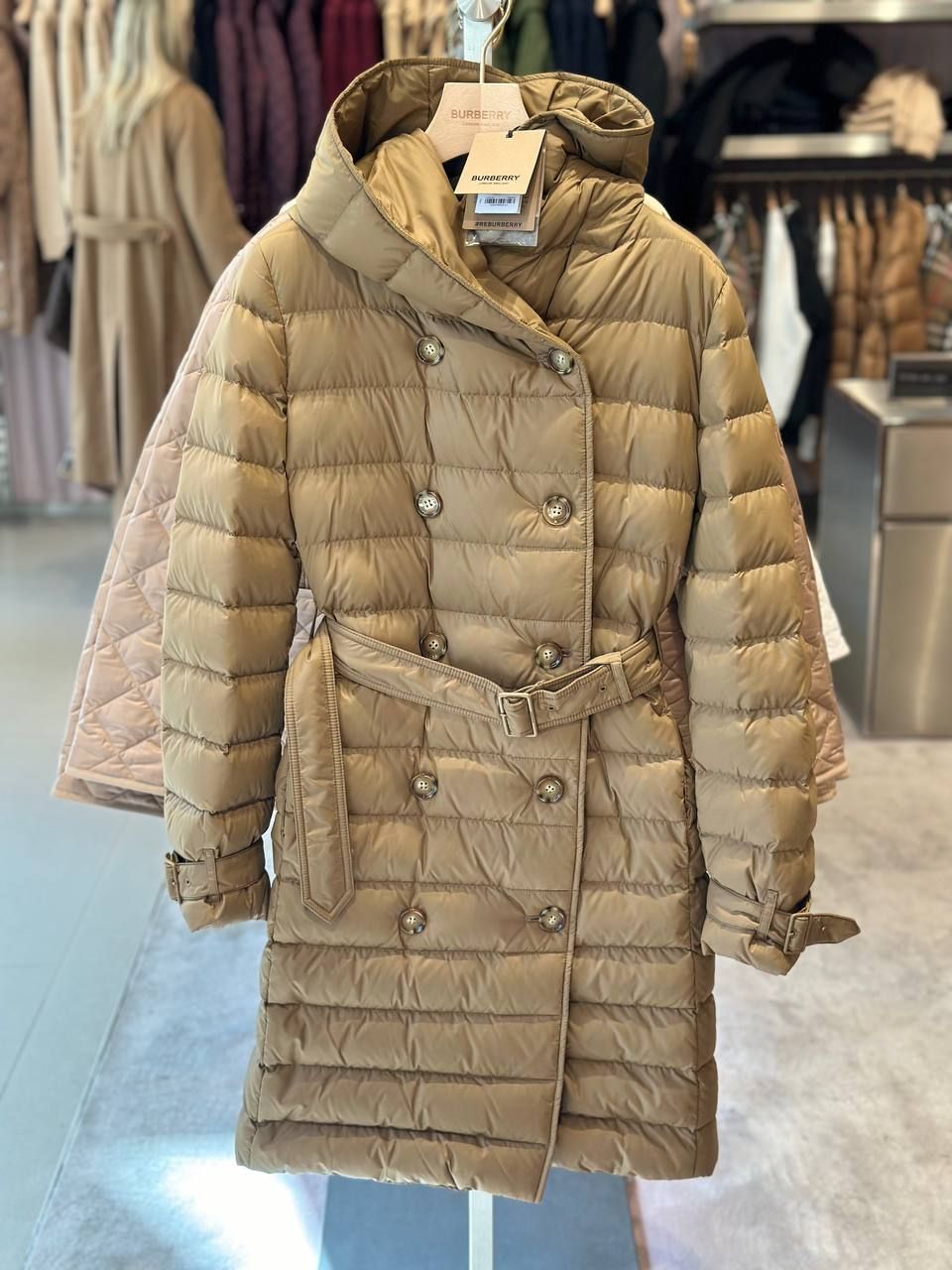 Пуховик Burberry