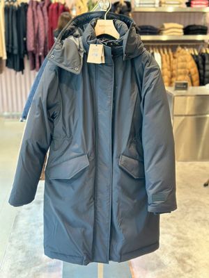 Пуховик Burberry