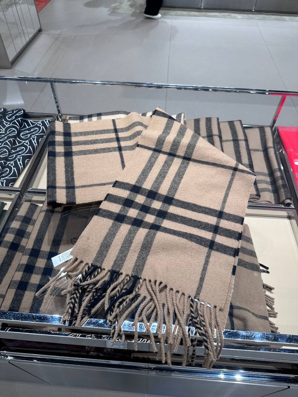 Шарф Burberry