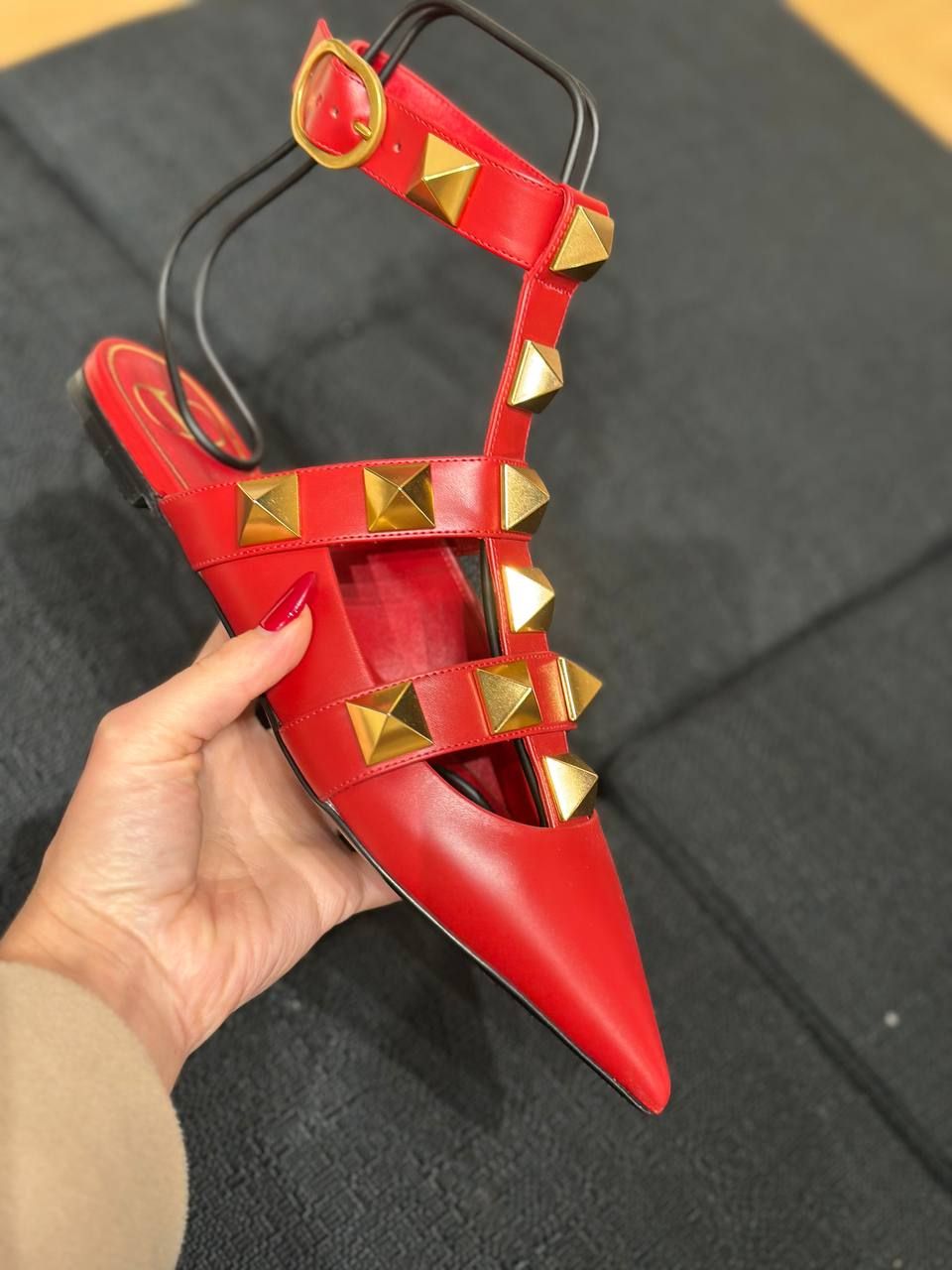 Босоножки Valentino